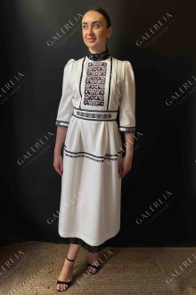 Dress embroidered "Borshchivske"