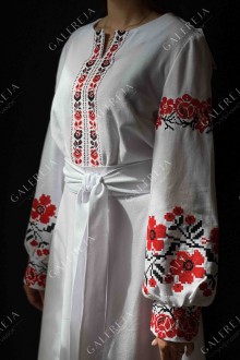 Dress embroidered "Prague Flowers"