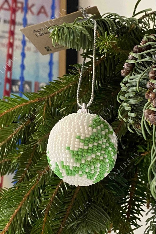 The ball for the Christmas tree is medium
