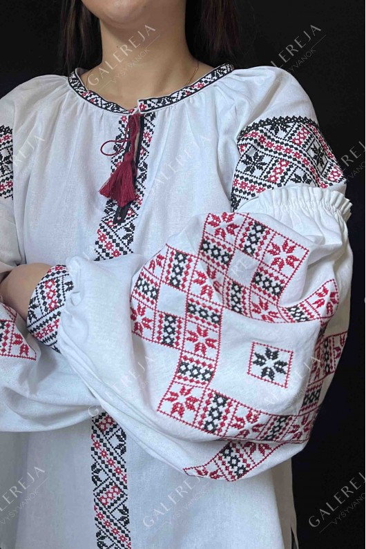 Жіноча вишита блузка «Алатир»