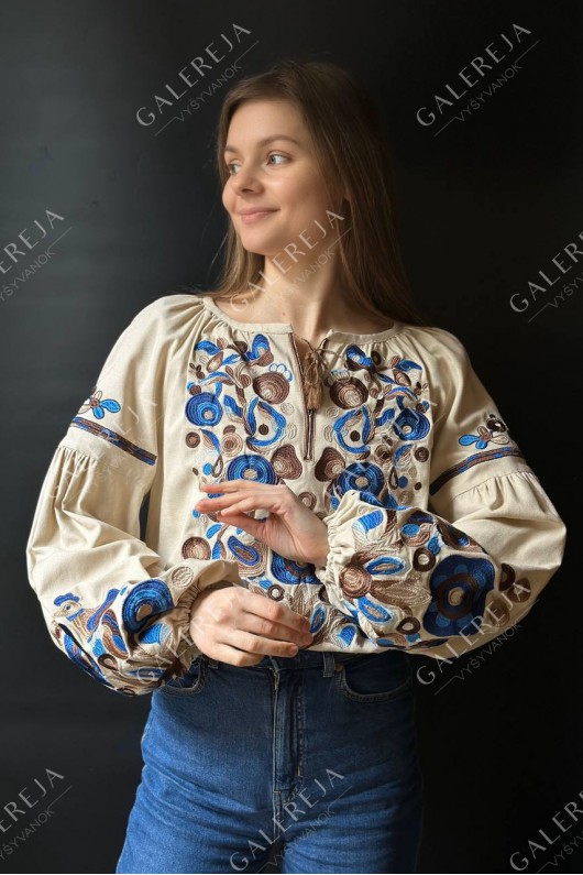 Women's embroidered shirt "Colored Roosters"