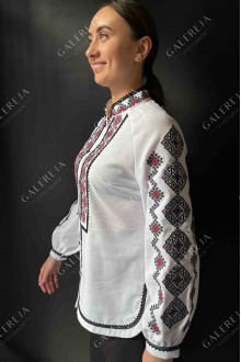 Women's embroidered shirt "Rhombus"