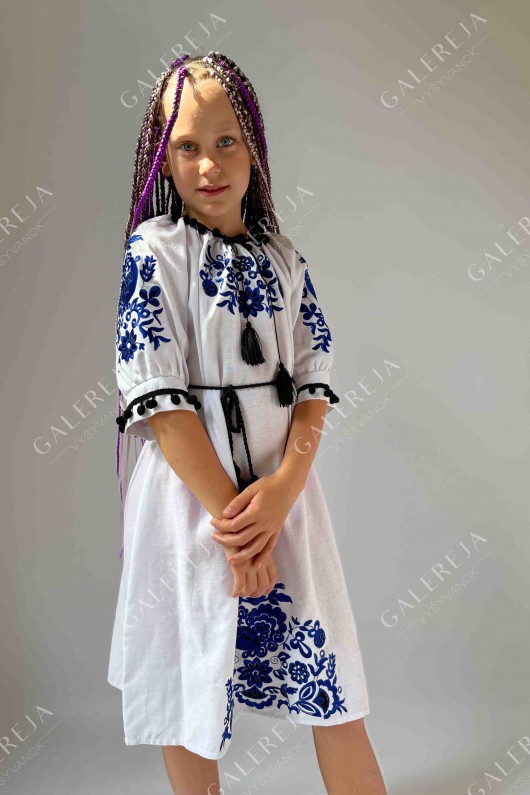 Сукня вишита для дівчинки «Пава»