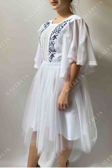 Women's embroidered dress "Fatyn"
