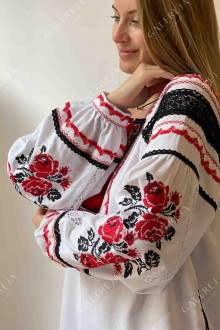 Women's embroidered shirt "Rose"