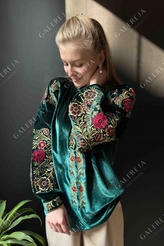Жіноча блузка «Оксамитовий барвінок»