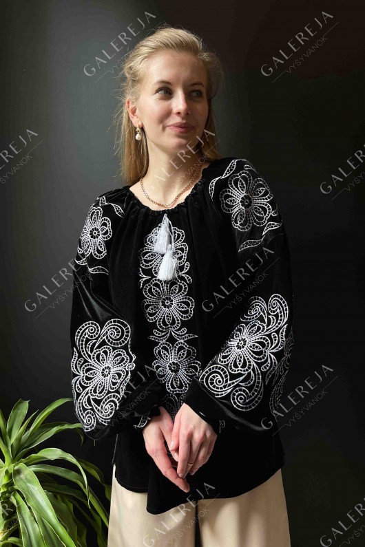 Women's blouse "Velvet"