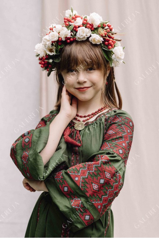 Embroidered dress for a girl "ГВ2421"