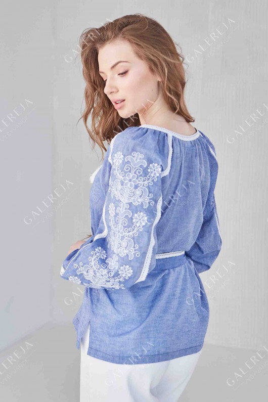 Women's embroidered blouse "Life"