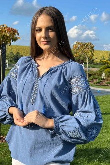 Women's embroidered blouse «GV2421»