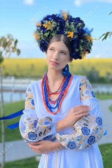 Жіноче вишите плаття на затин «Петриківський розпис»