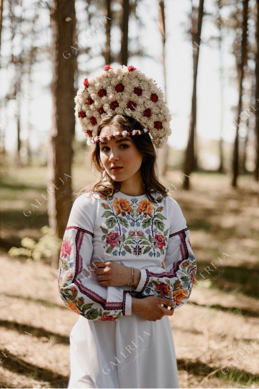 Жіноча вишита сукня "Українська"