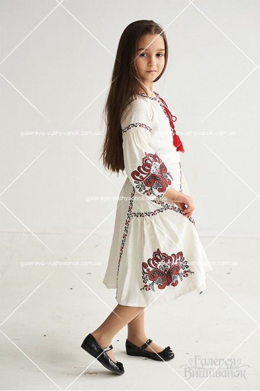 Сукня вишита для дівчинки «Людмила»