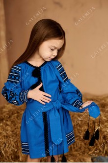 Сукня вишита для дівчинки «Пава»