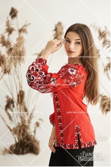Жіноча вишита блузка «Людмила»