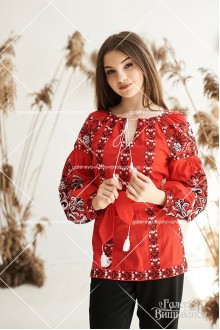 Жіноча вишита блузка «Людмила»