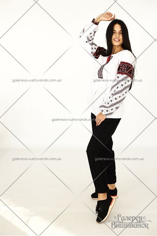 Жіноча вишита блузка «ГВ2601»
