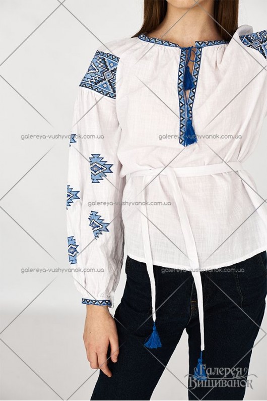 Жіноча вишита блузка «ГВ2421»
