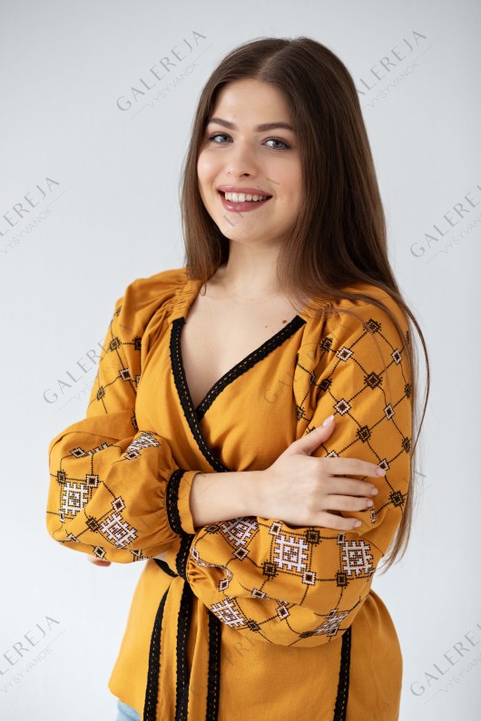 Жіноча вишита блузка «Осіння затин»