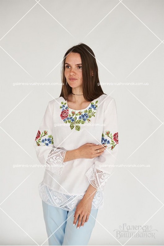 Жіноча блузка «Троянда і незабудка»