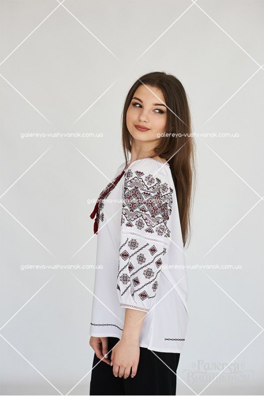 Жіноча блузка «Руслана»
