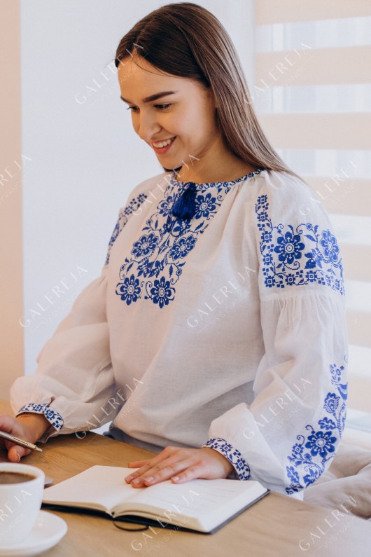 Жіноча вишита блузка «Жар-птиця» 