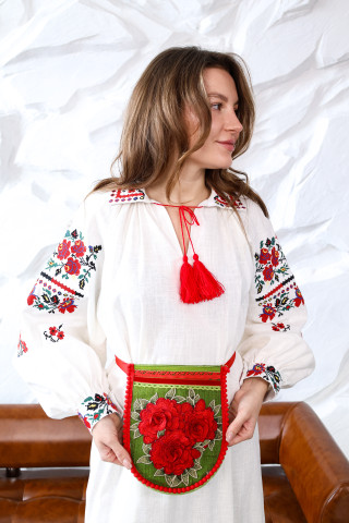 Embroidered pocket "Red Rose"