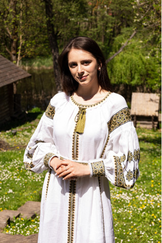 Women's Embroidered Dress "Oberih"