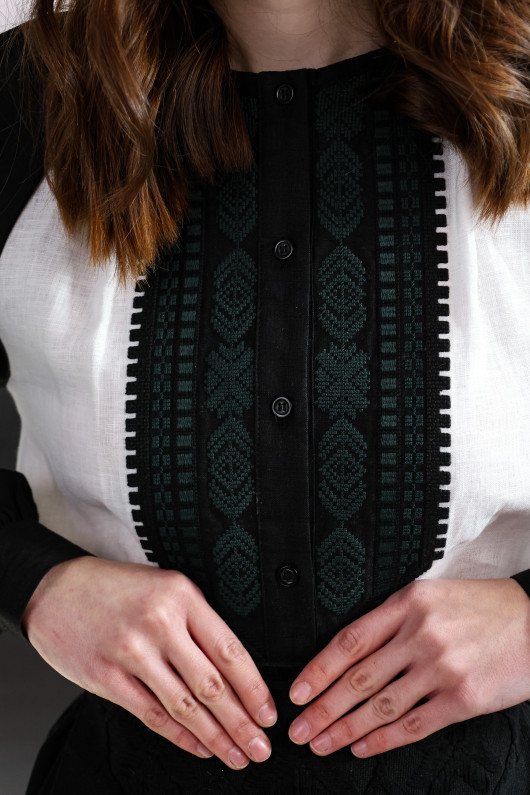 Women’s Vyshyvanka“Polonyna”