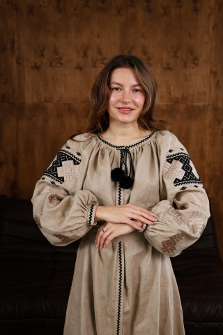 Women’s embroidered dress “Podilian Rhombs”