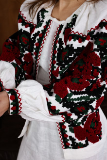 Women’s embroidered dress “Borshchivka”