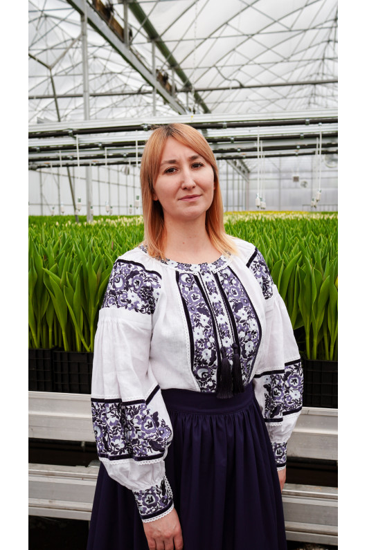 Women’s embroidered shirt “Barvinok”