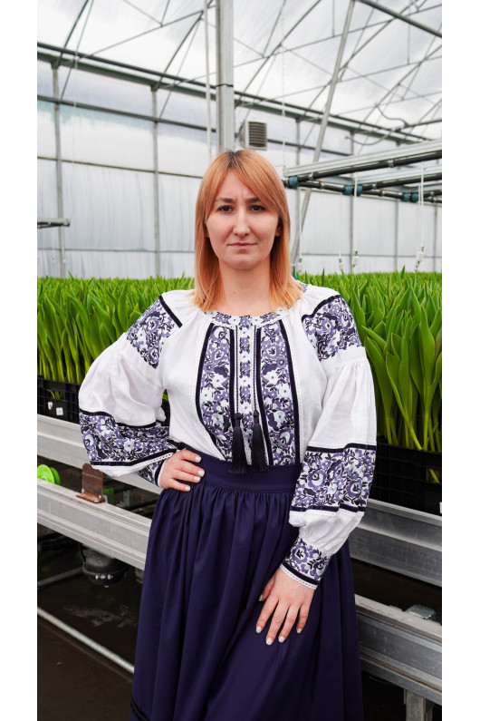 Women’s embroidered shirt “Barvinok”