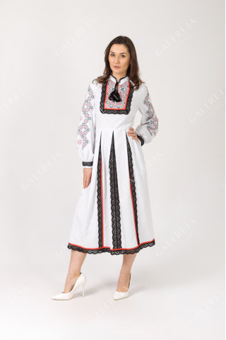 Women's embroidered dress "Alatyr"