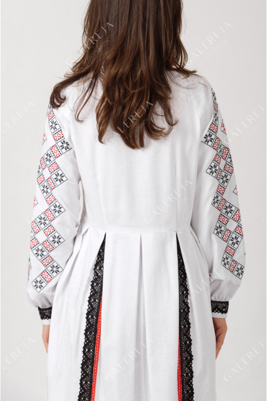 Women's embroidered dress "Alatyr"