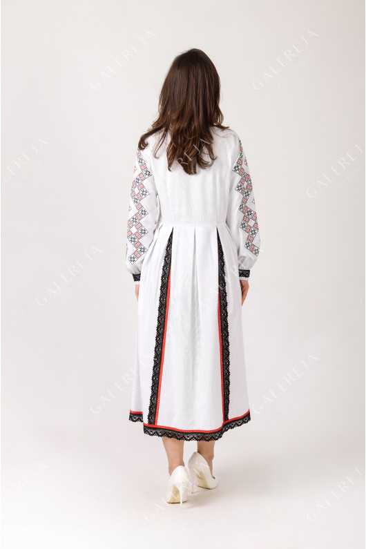 Women's embroidered dress "Alatyr"