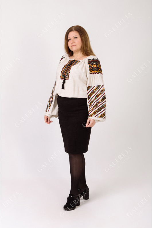 Women's embroidered shirt "Grandma"