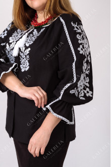 Women's embroidered shirt "Rose"