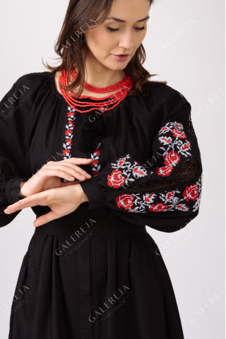 Women's embroidered dress "Rose"