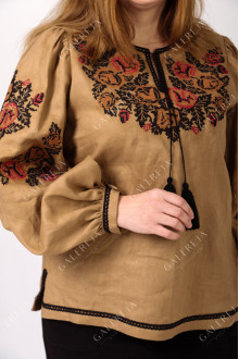 Women's embroidered shirt "Exquisite"