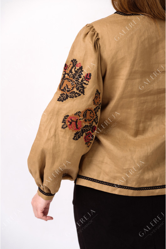 Women's embroidered shirt "Exquisite"