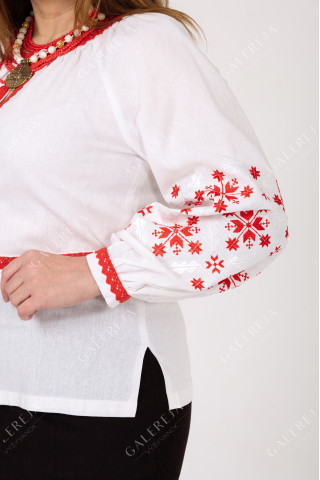 Women's embroidered shirt "Eastern Star"