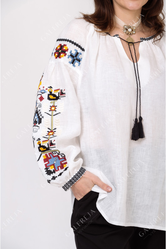 Women's embroidery "Family Tree"