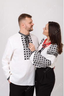 Women's embroidered shirt "Nezlamna"