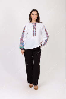 Women's embroidered shirt "Coquette"