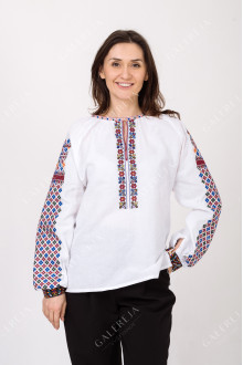 Women's embroidered shirt "Coquette"