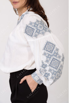 Women's embroidered shirt "Tadeya"
