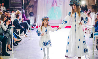 Сімейні вишиванки на презентації сімейного журналу «Kids Boss» показала «Галерея вишиванок»